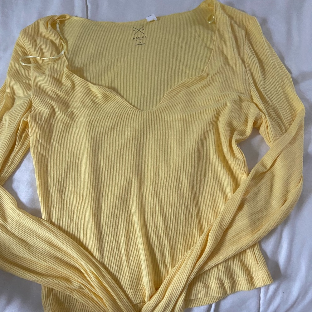yellow shirt